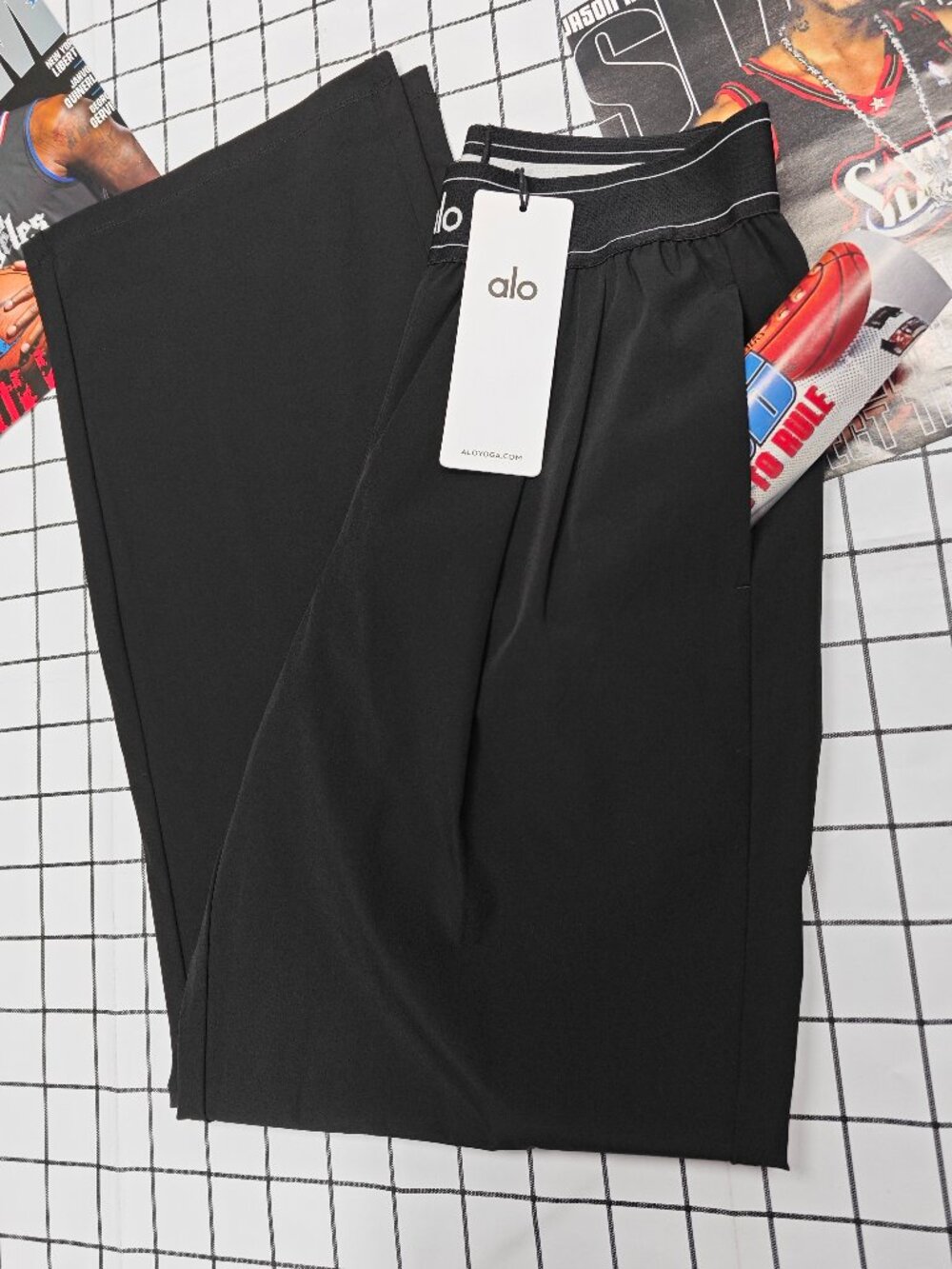 Brand New🥂ALO Yoga Suit Up Trouser Black 👖 Elevated Minimalist Pants - Picture 7 of 8